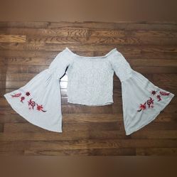 Guess Sheered gray &amp; white Off the shoulder Crop Top with Bell Sleeves size S 