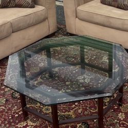 🔥 GLASS COFFEE TABLE – MODERN & CLEAN 🔥