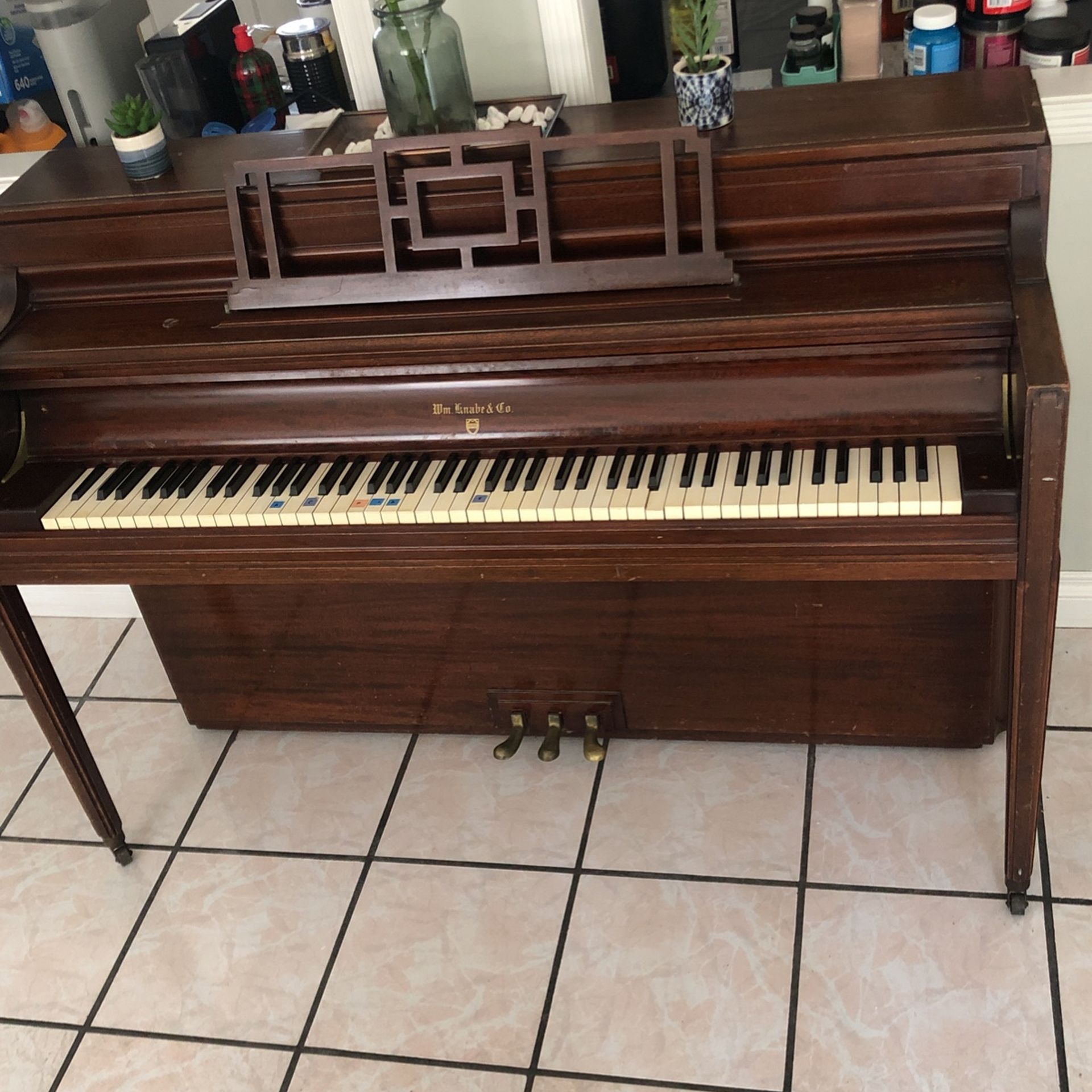 WM. Knabe & Co Piano