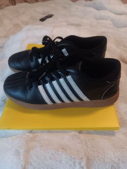 Zumba K-Swiss Woman's sneakers sz 5 $15 OBO
