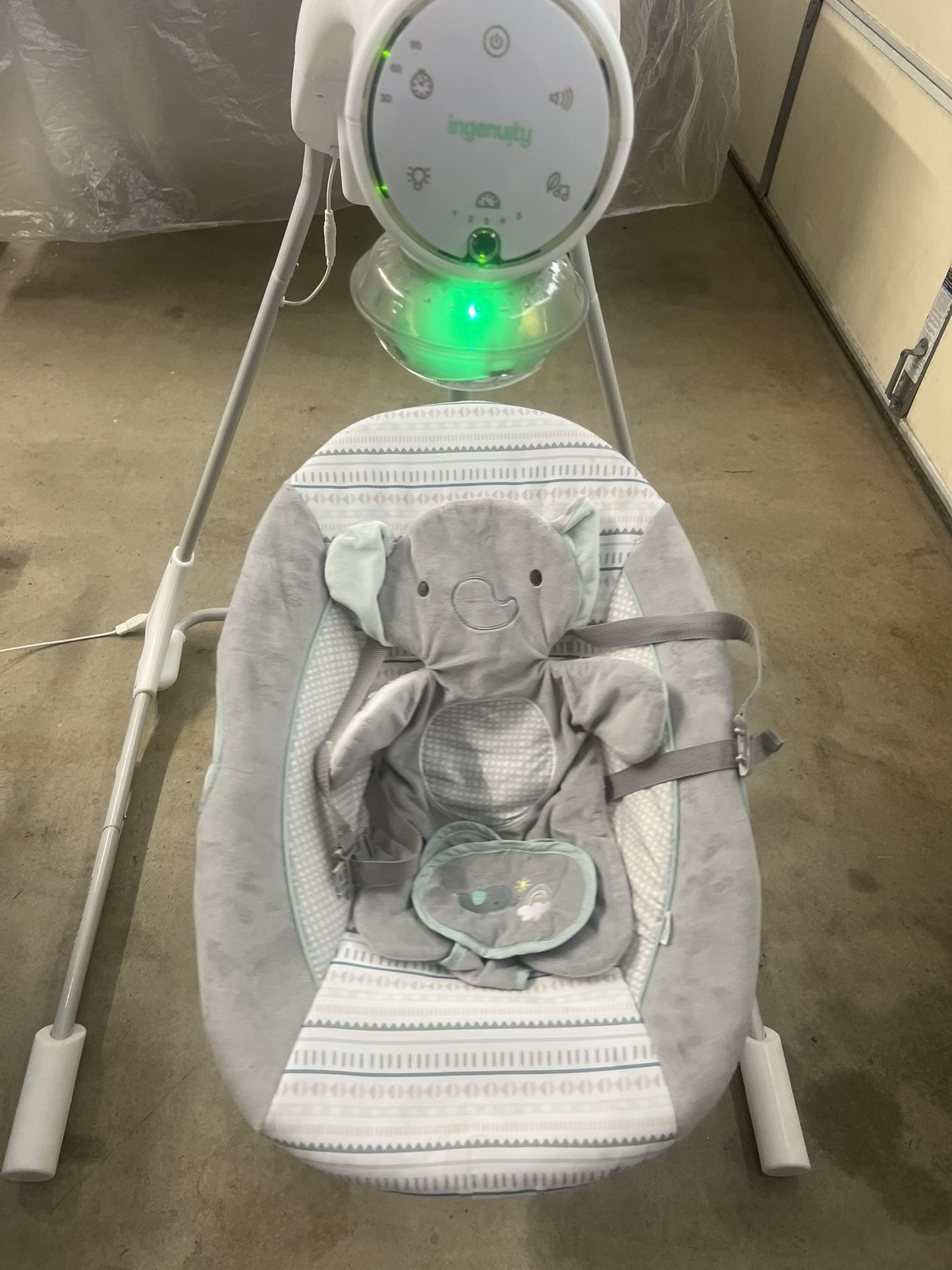 Baby Swing, Swivel Infant Seat, 