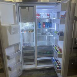 Dacor Pro Fridge 