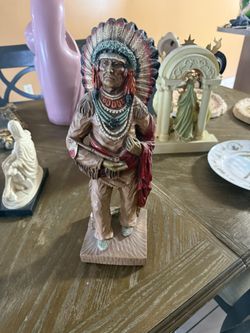 UNIVERSAL STATUARY CORP CHICAGO KENDRICK INDIAN CHIEF STATUE 1976 vintage