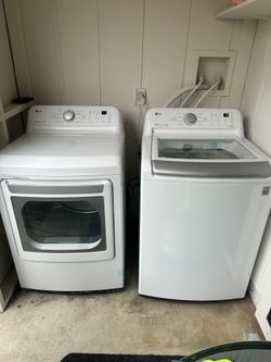 LG Washer & Dryer Set