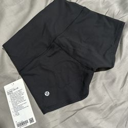 Lululemon Wunder Train Short 2”