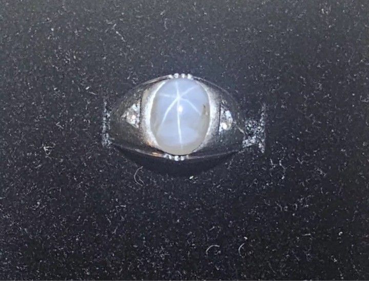 Vintage 14k White Gold Oval Cabochon Star Sapphire Burnish Diamond Band Ring