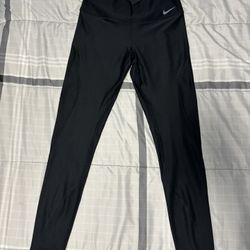 Women’s Dri Fit Nike Medium Black Leggings