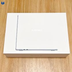 Apple MacBook Air 15-inch Silver 256GB M4