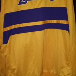 L.A. Lakers wear