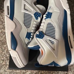 Jordan 4 Military Blue