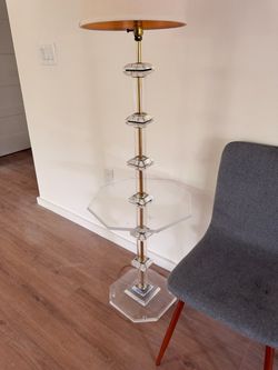 Vintage Lucite & Brass Floor Lamp w/ Built-In Table – Hollywood Regency