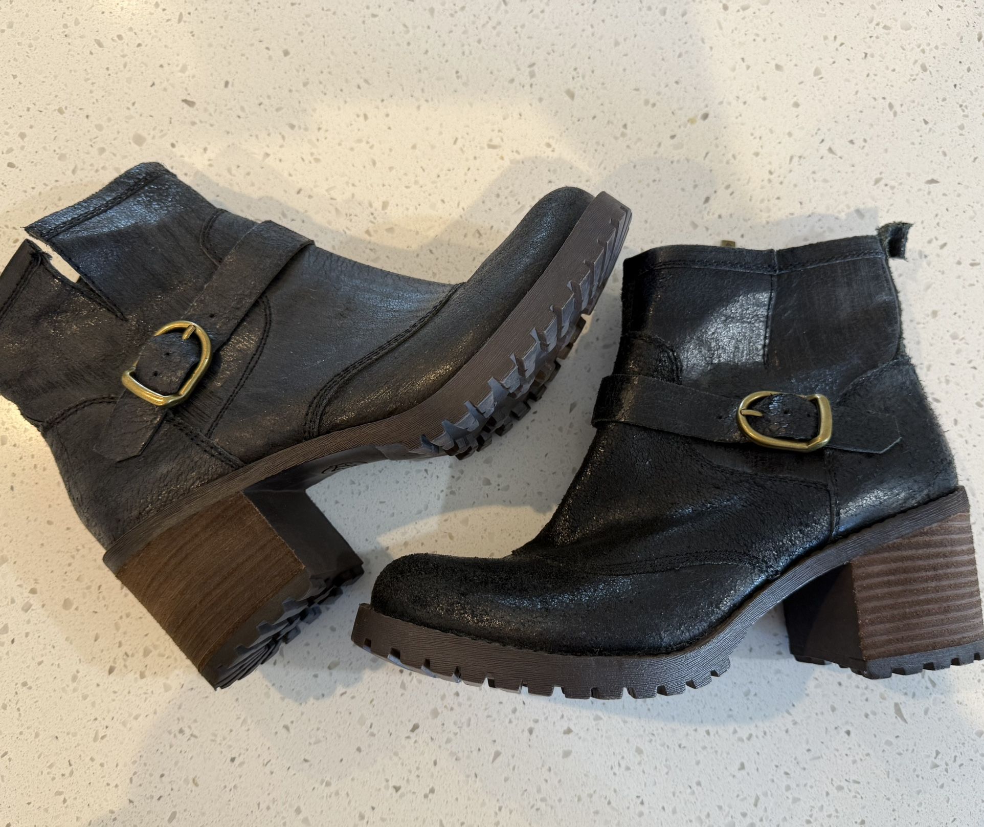 9.5 Lucky Brand Boots Booties Block Heel Black Charcoal Women’s Shoes Zipper 