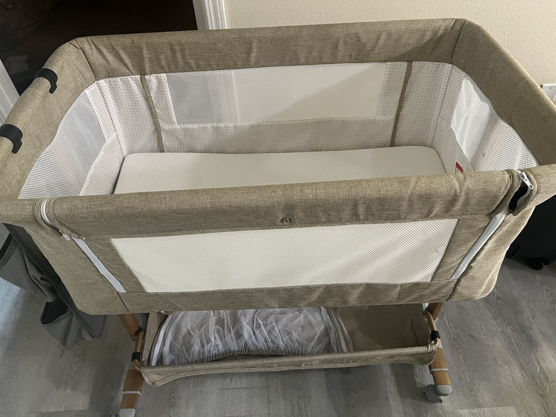 Bassinet 