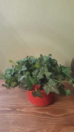 Decorative artificial plant