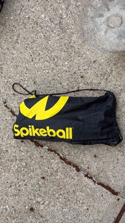 Spike ball set - new/unused.
