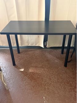 IKEA Desk table
