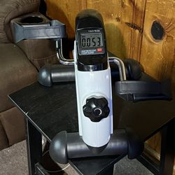 Bicicleta de Ejercicio Debajo Del Escritorio, Ejercitador de Pedal Estacionario, Mini Bicicleta de Ejercicio Portátil con Pantalla LCD para Fitness y 