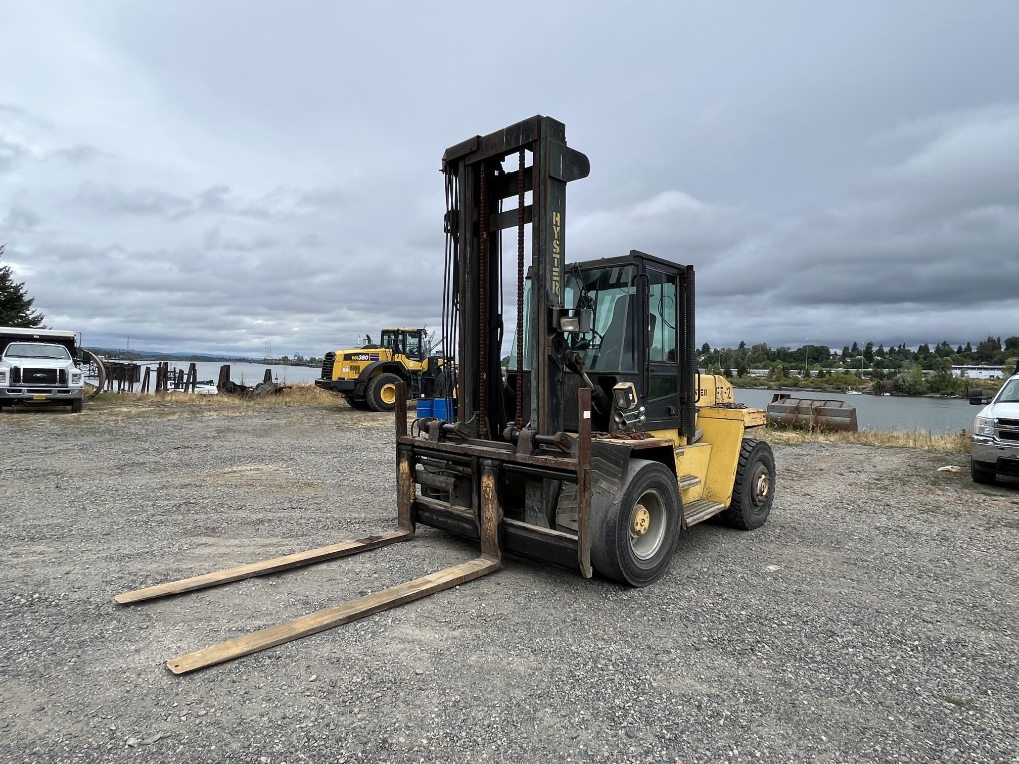 1990 Hyster H190 Pneumatic Tire Forklift