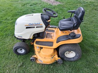 Cub cadet riding lawnmower 50in deck 25hp 326hrs