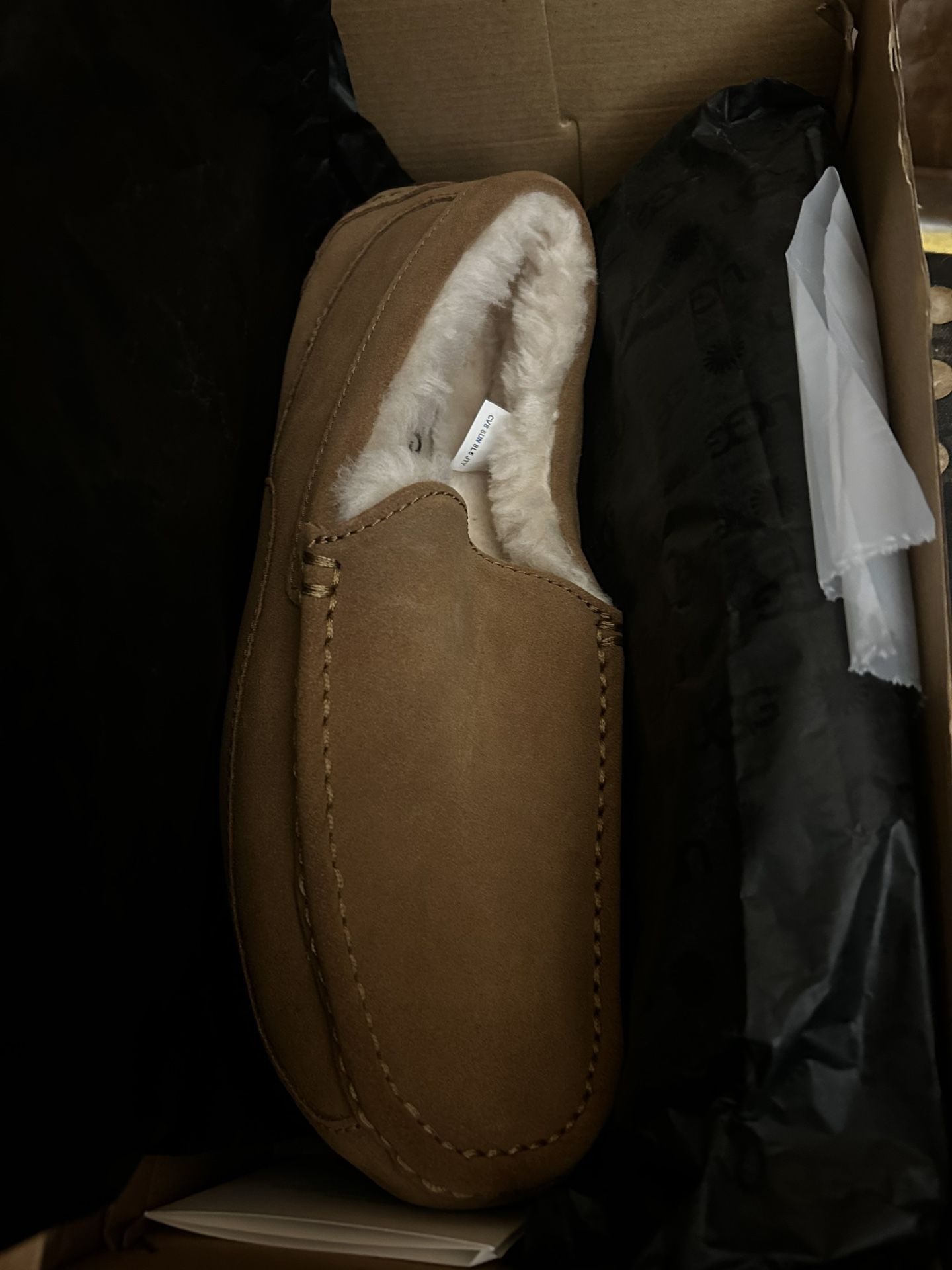 Authentic Ugg Slippers Size 9