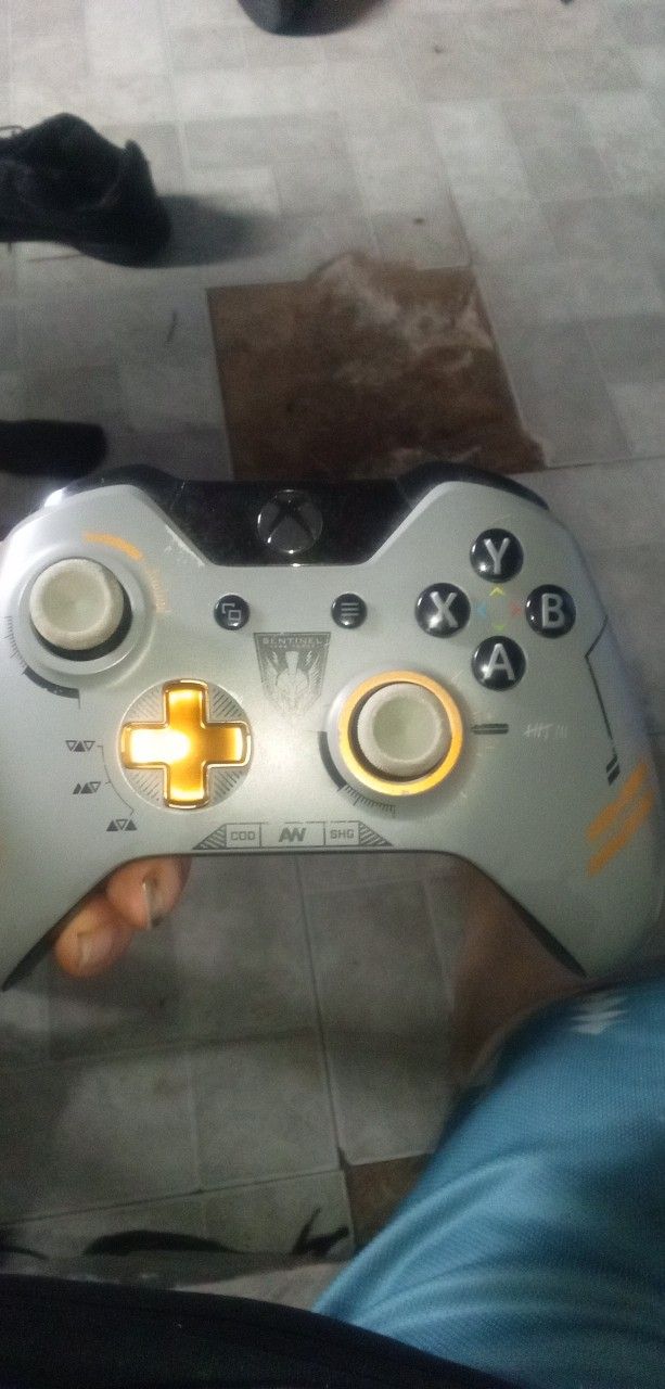 XBox One Special Edition Modern Warfare Controller