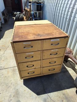 Steel cabinet, workbench 32"wide x40 "deep x 31" high