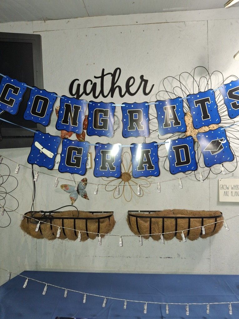 Graduation Decor