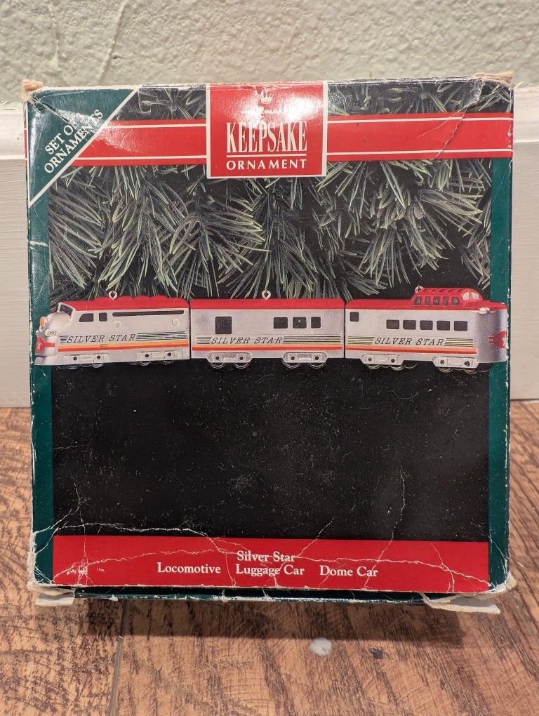 Vintage Hallmark silver star metal train set x 3,Hallmark Keepsake Ornaments Lionel Train 1998