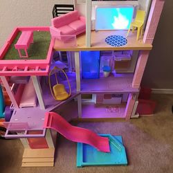 Barbie Dream house with lights and music 🎶