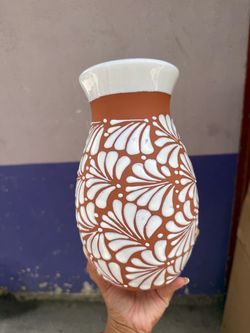 Floreros de barro celito lindo