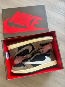 Size 13 men Jordan 1 Low
