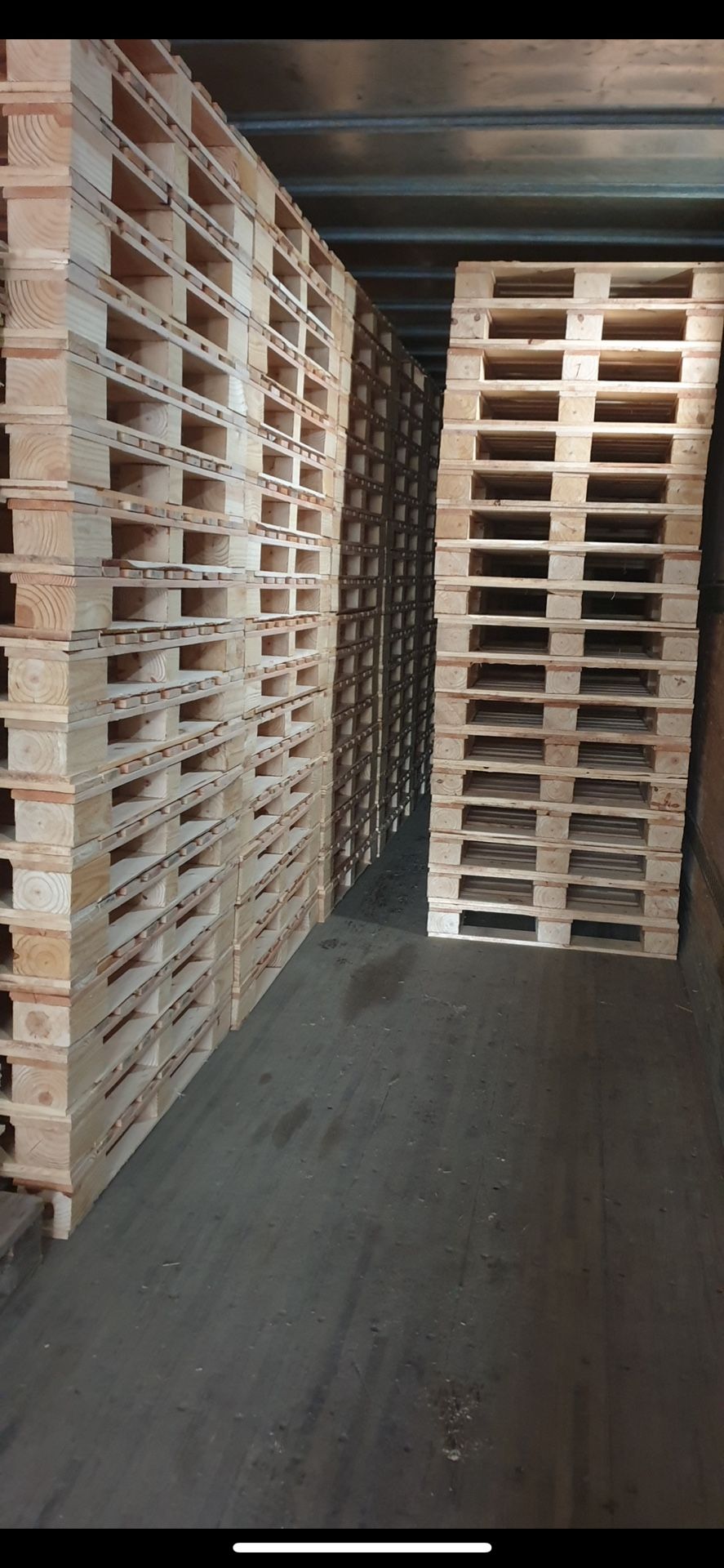 New Heavy Duty Block Pallets $25 Each For Sale Or Trade