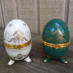 Vintage Avon Emerald Green And Gold Porcelain Footed Egg Clock