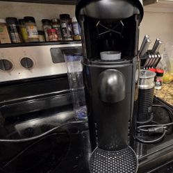 Nespresso Vertuo Deluxe With Milk Frother
