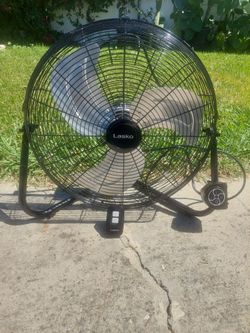 Lasko fan medal like new