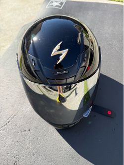 Motorcycle helmet