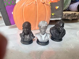 Lord of the rings Mini bust figure
