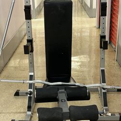 Weights And bench 