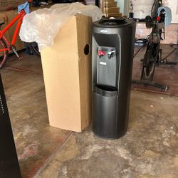 Water Dispenser