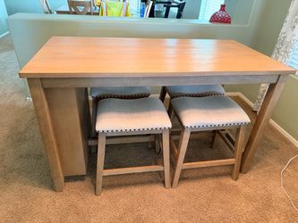 Counter Height Table with 4 Upholstered Stools