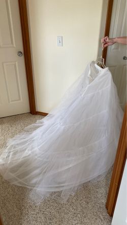 Wedding dress top underskirt sale