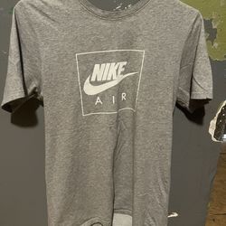 Nike air shirt size medium