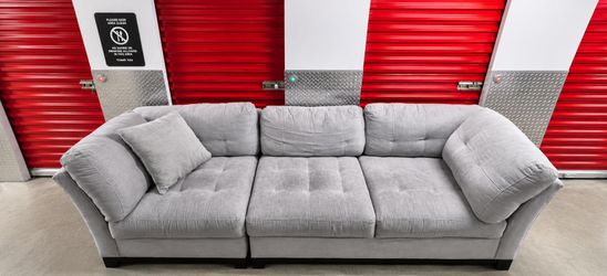 Modern Gray 3-Seater Sofa – Spacious & Comfortable