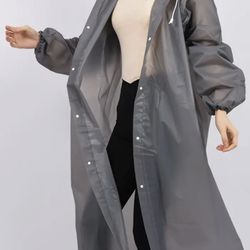 Women’s raincoat