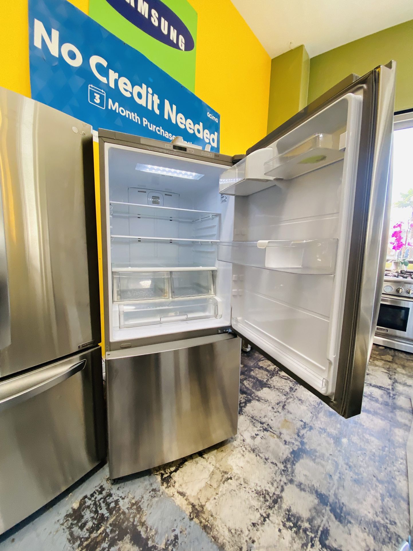 Refrigerator Bottom Freezer No Credit Needed