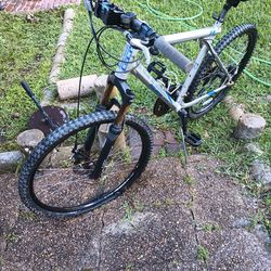 Gt Mountain Bike Avalanche 3.0