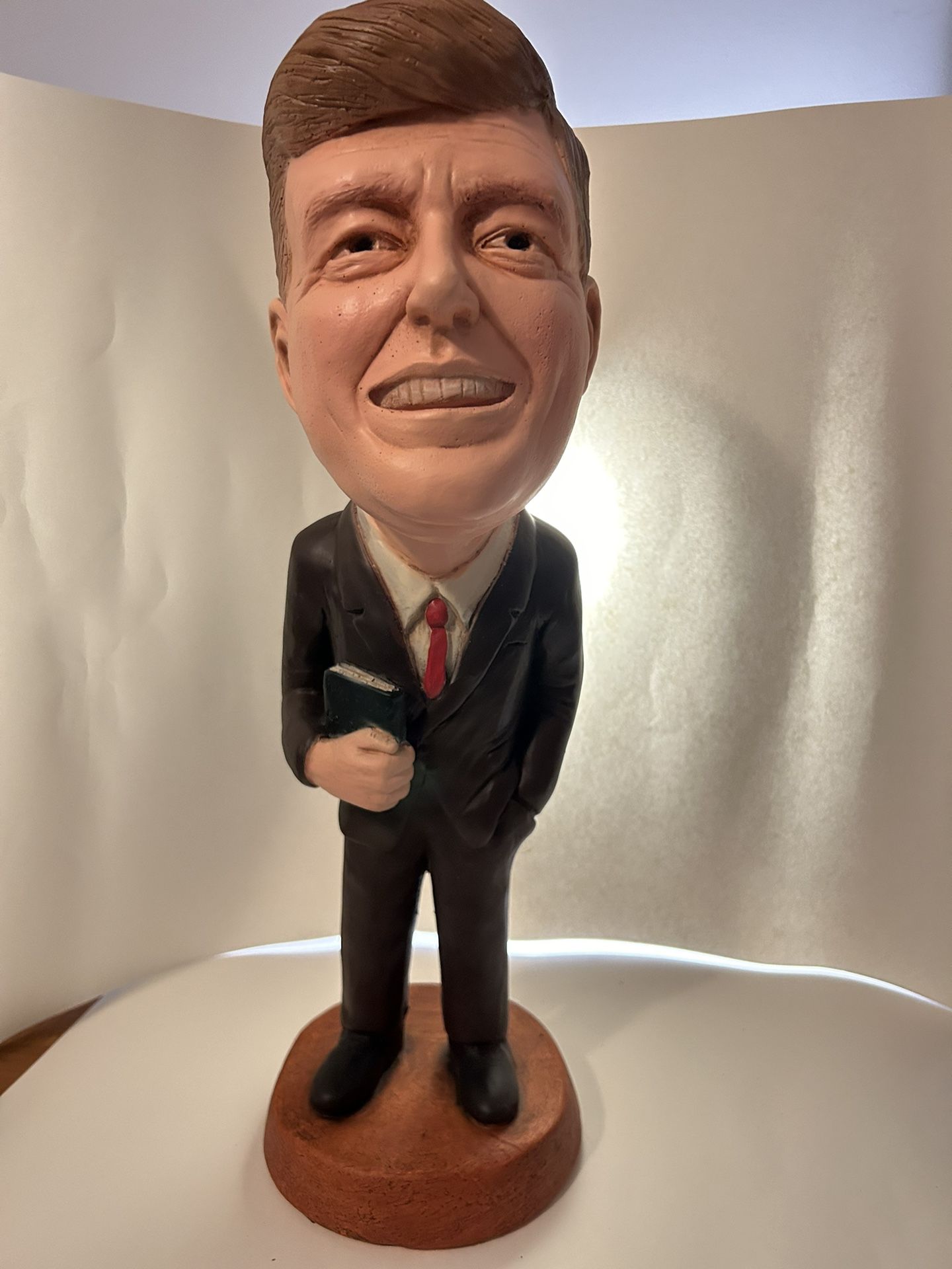 RARE VINTAGE JOHN F KENNEDY “JFK” ESCO CHALKWARE STATUE