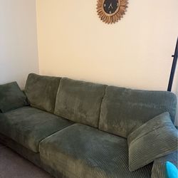 Sofa green