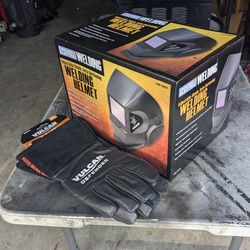 Chicago Electric Auto Darkening Welding Helmet