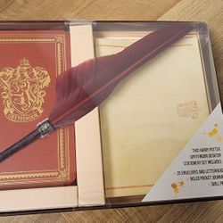 Harry Potter Gryffindor Desk Stationary Set